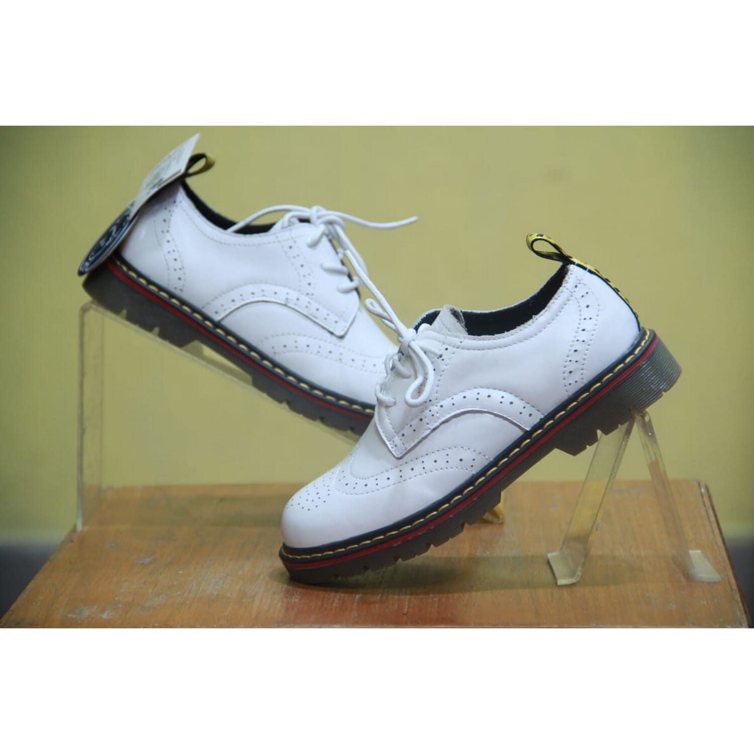 Boys dr martin shoes best sale