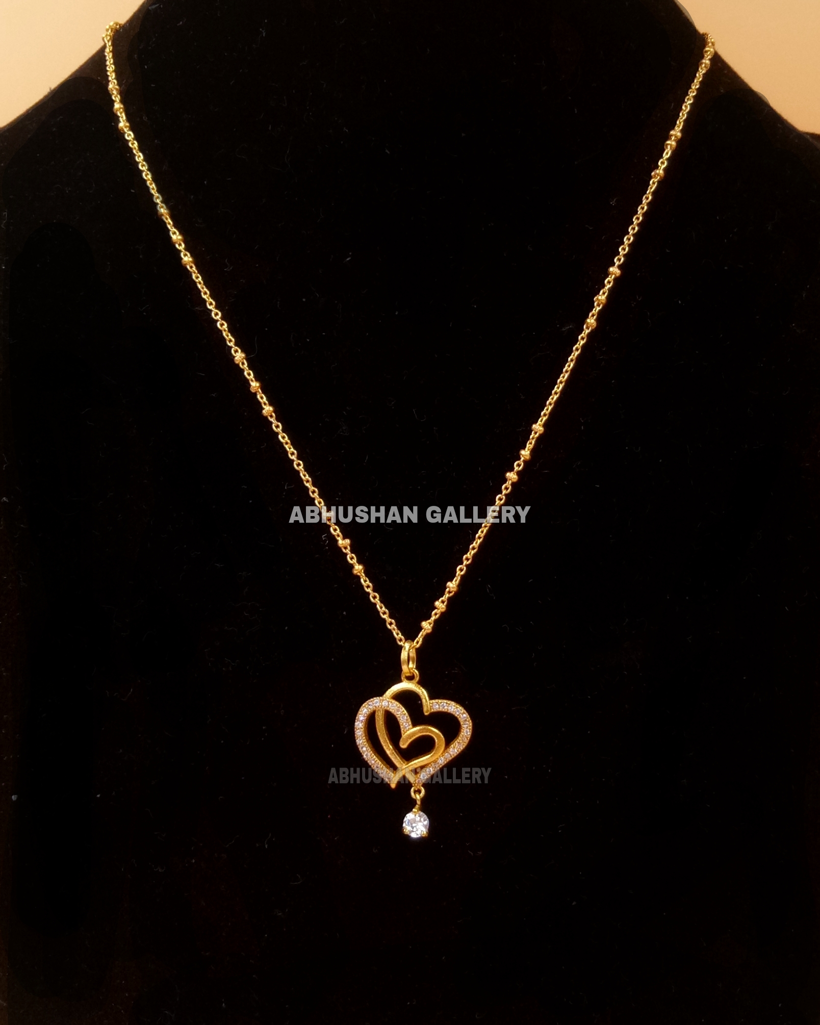 Women Pendants Online At Best Price 