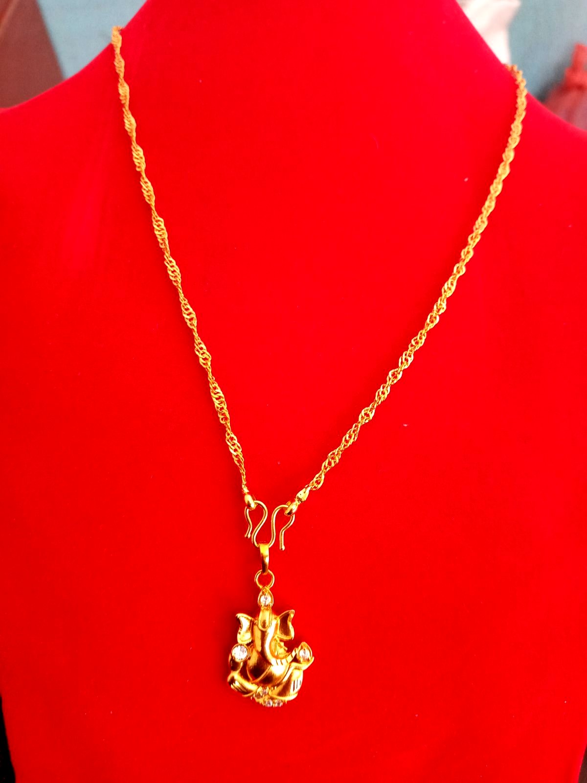 Golden Ganesh Locket With Chain 
