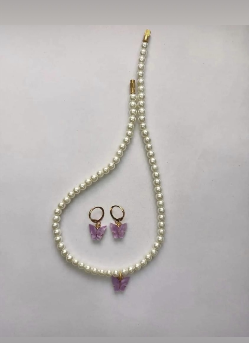 Pearl Necklace And Earrings With 