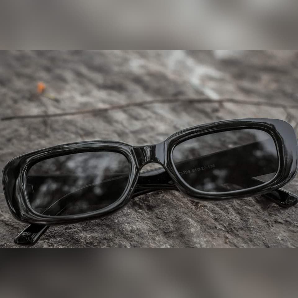 black small glasses