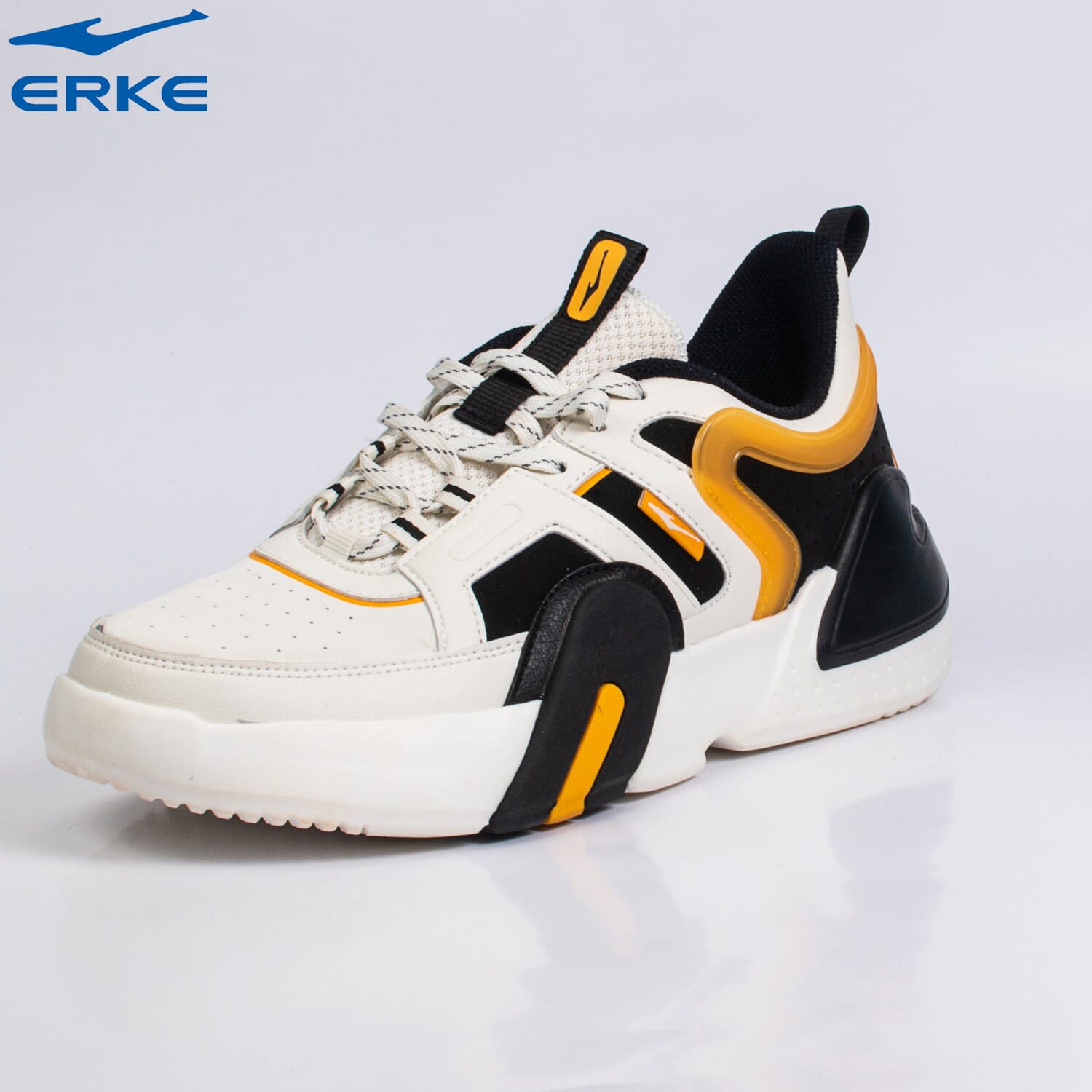 ERKE Skateboard Shoes Black Mix For Men 70% off, Rs 4,272 (was Rs 14,240)