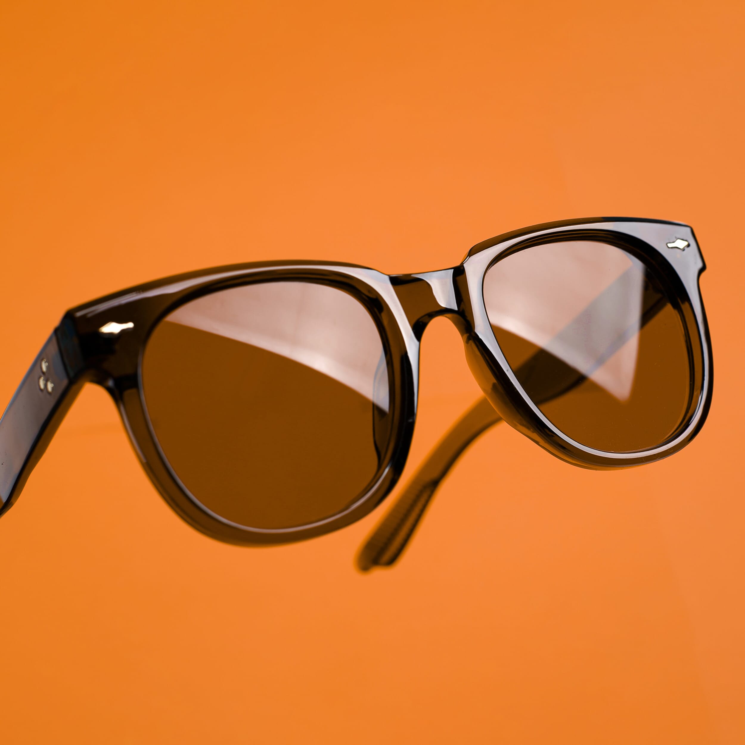 Lookscart Unisex Square SunglassesML6010 Dark Brown