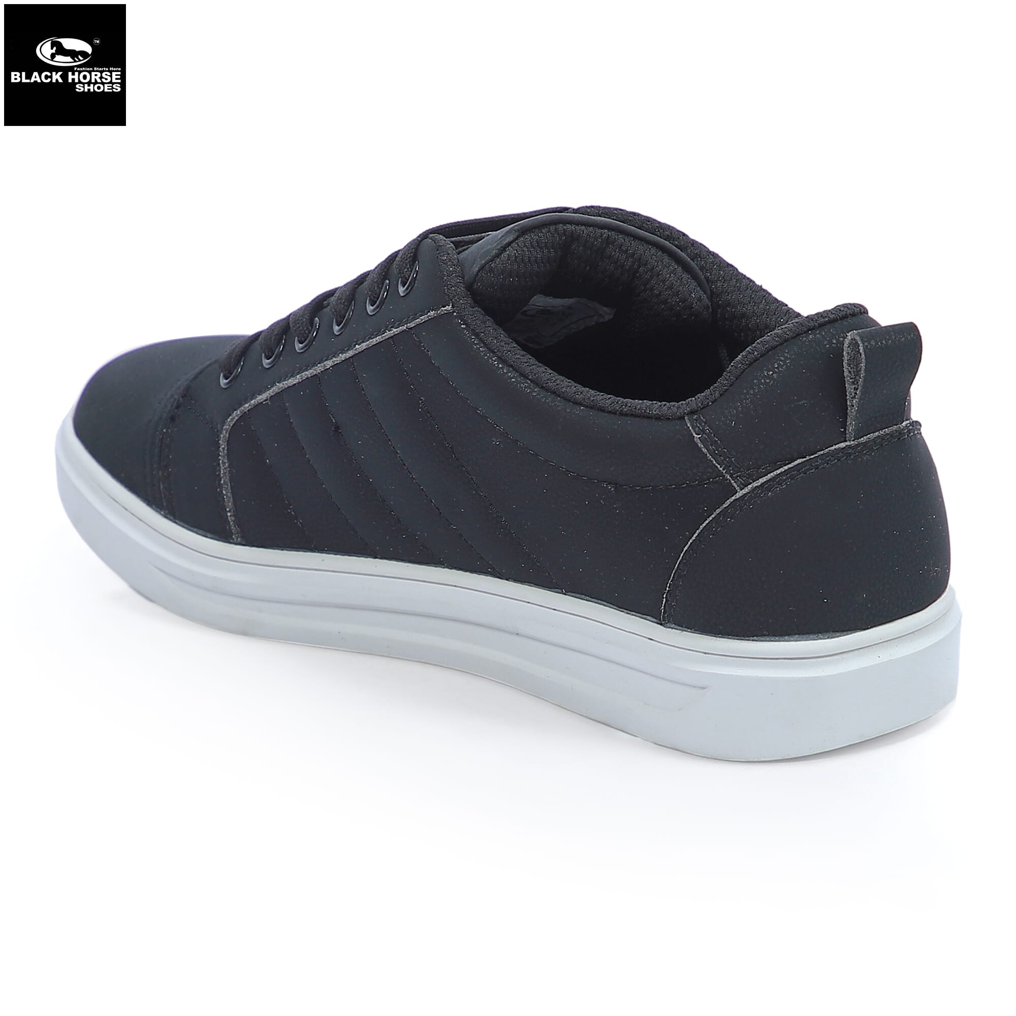Aggregate more than 123 black horse sport shoes super hot kenmei.edu.vn