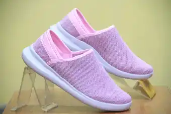 light pink workout shoes