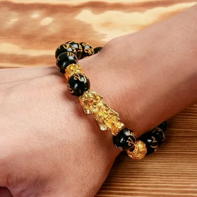 Wearing obsidian deals bracelet