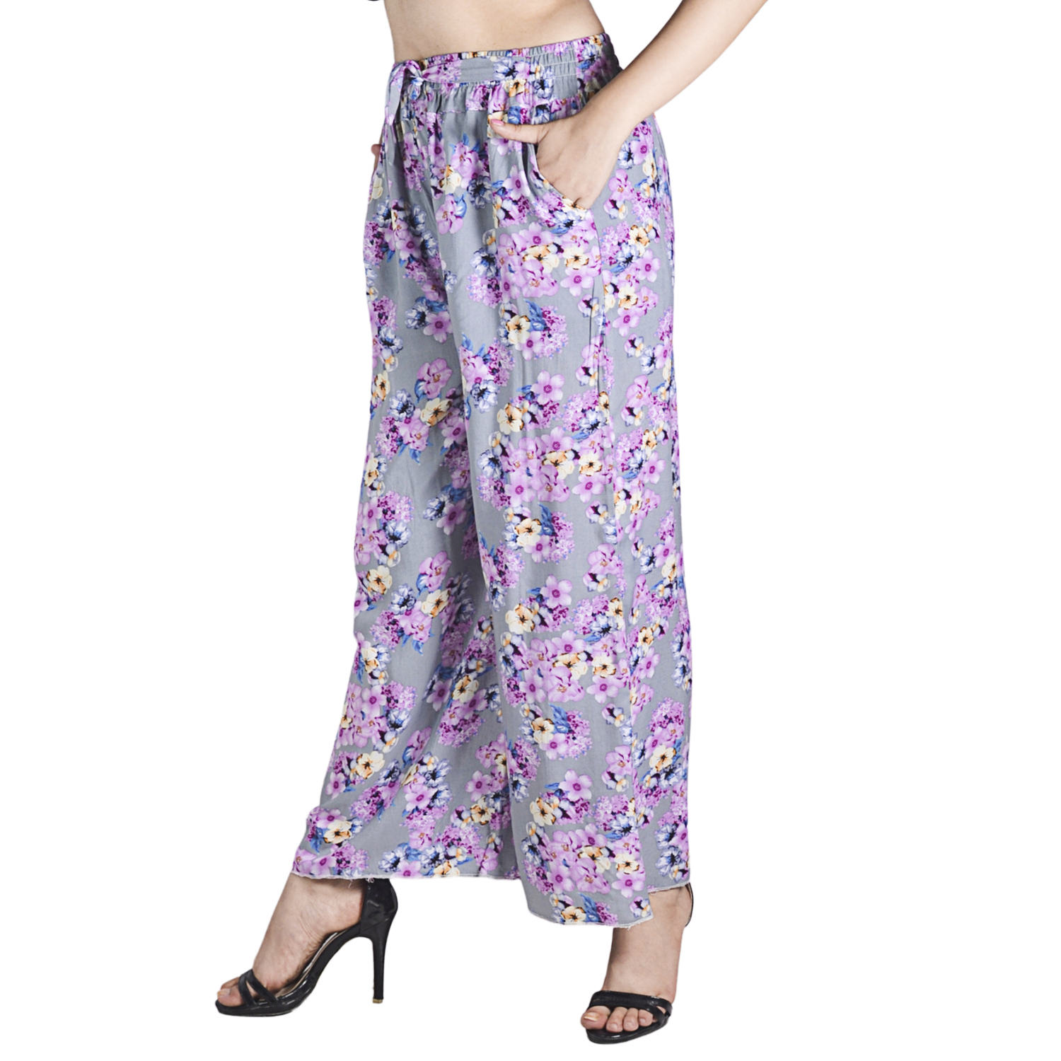Floral Printed Quarter Pant For Women By Arushi