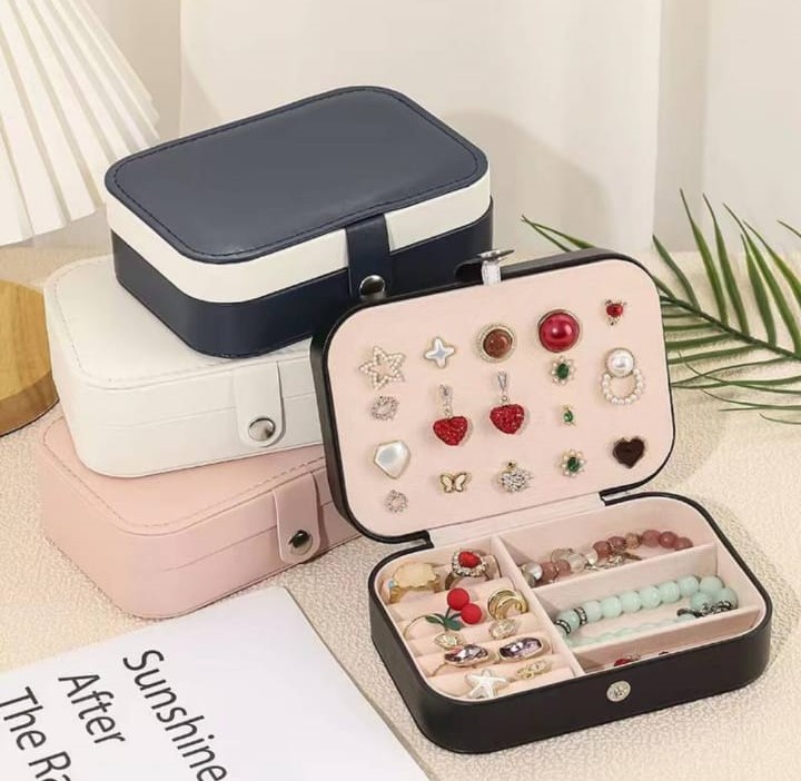 Portable Jewellery Organizing Storage Box – Perfect for Travel & Home