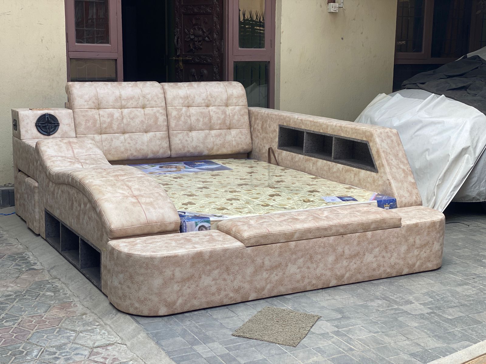Light Grey Colour Wooden Sofa Bed King Sized 5ft X 65ft