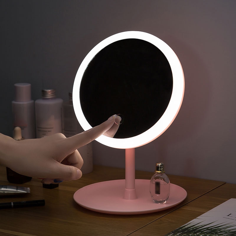 ring makeup mirror