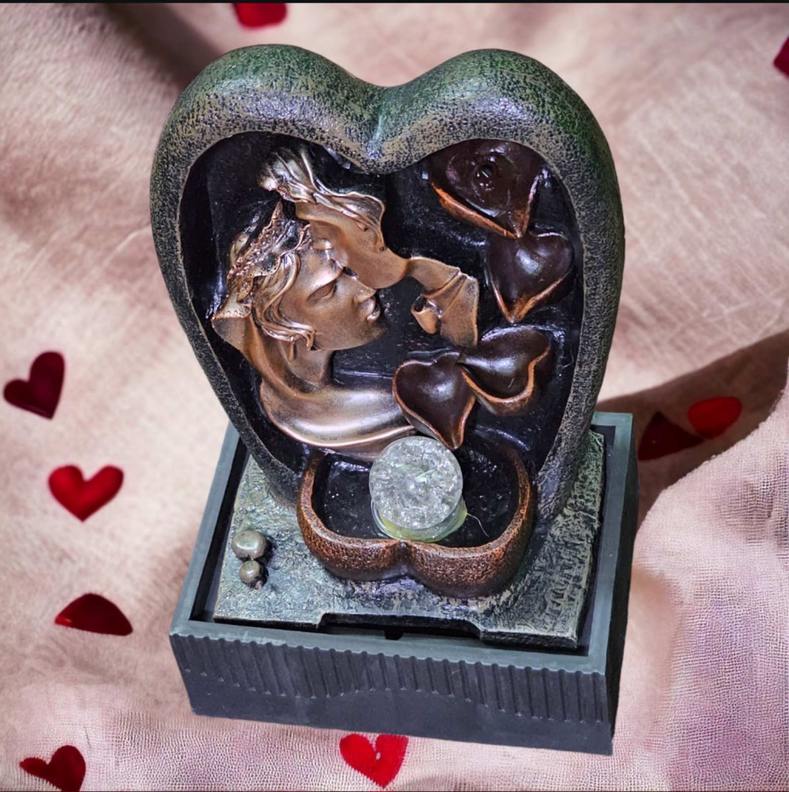 Lovely Face Couple Kissing Water Fountain