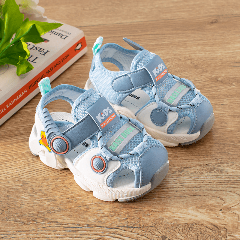 2 year old baby best sale boy sandals