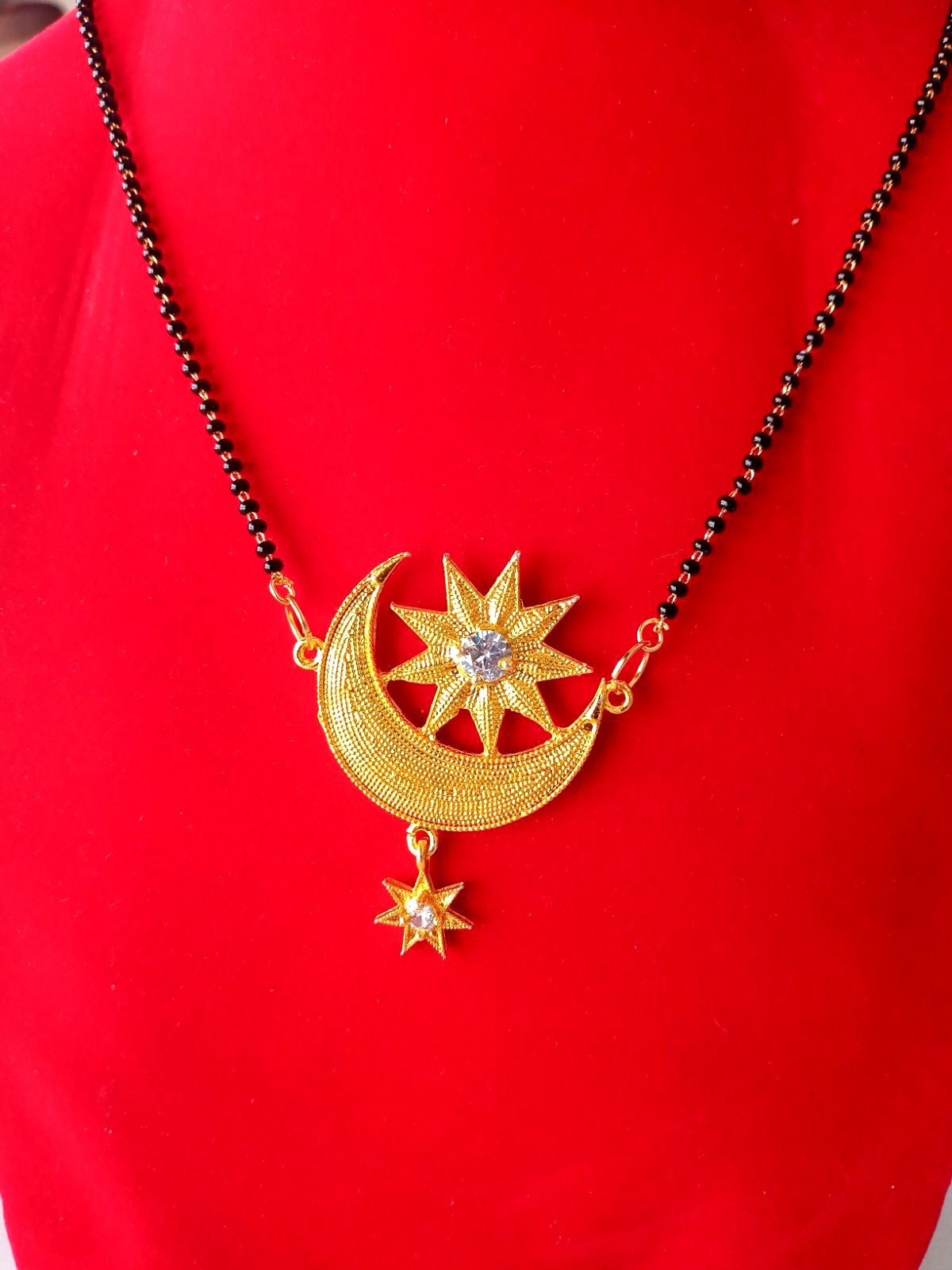 chand tara mangalsutra