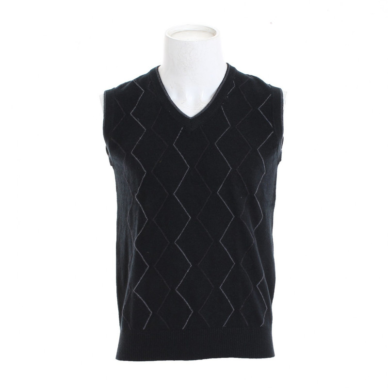 black sweater half sleeves