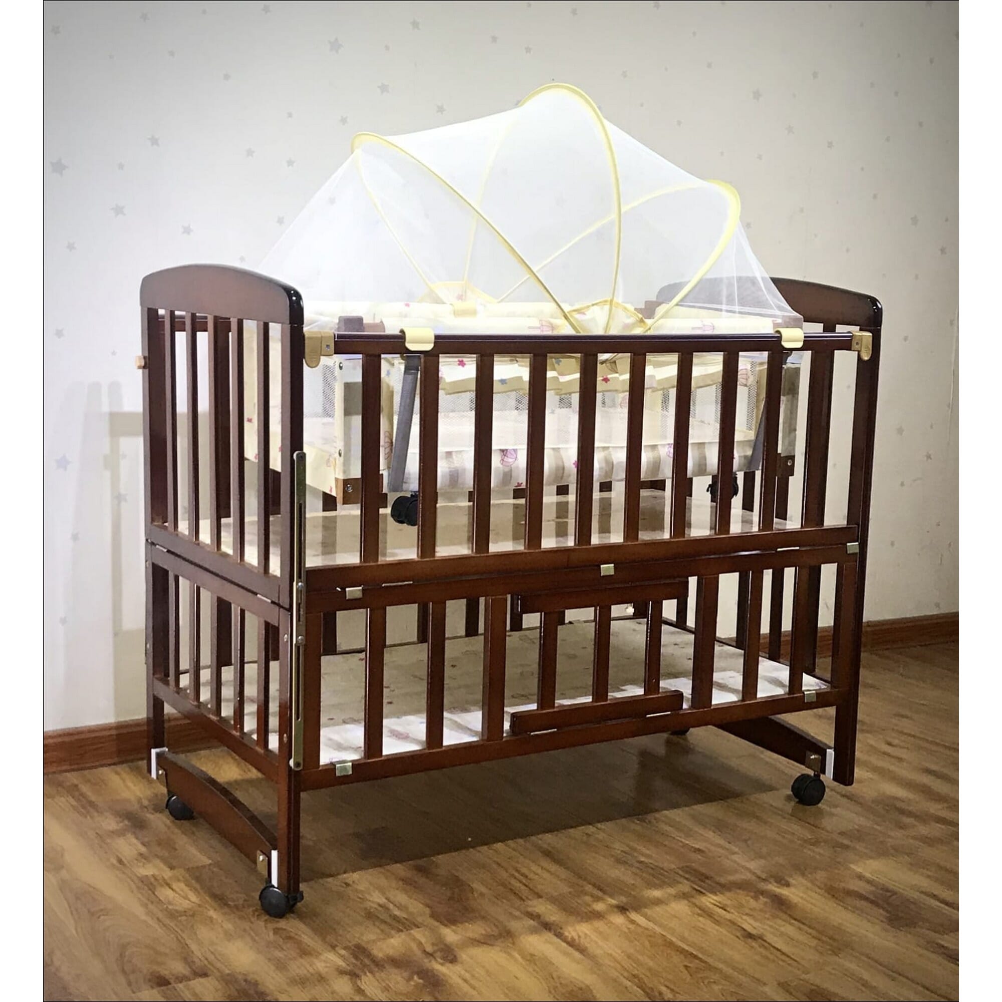 Baby Wooden Cot Crib Cradle with Mosquito Net Mattress