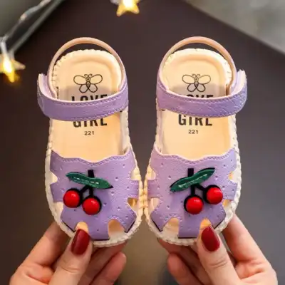 Purple little girl on sale shoes