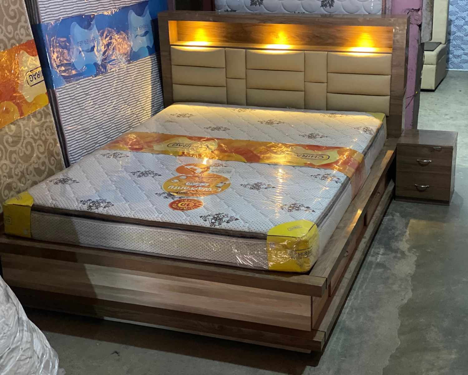 Modern Euro Design Wooden King Size Bed with lights and Genuine Formica Art Finishing Wooden Color