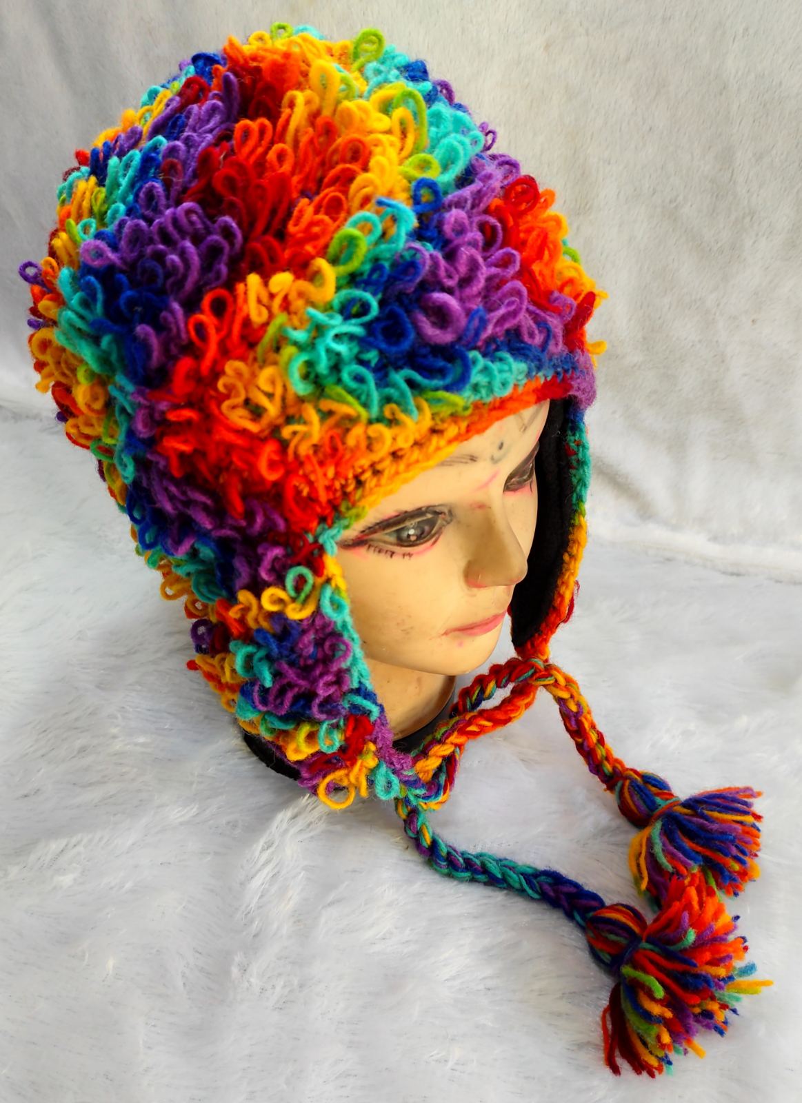 Multicolored Woolen Christmas Hand Knite Chrochet Hat/Cap, Topi For Unisex
