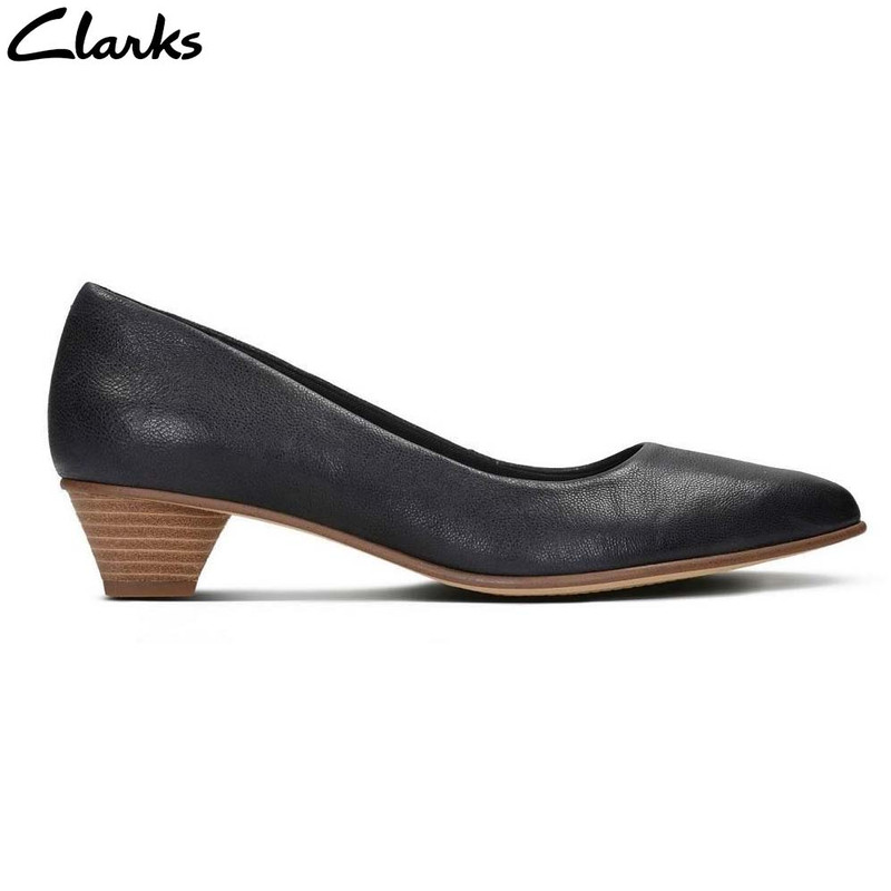 clarks mena bloom pump