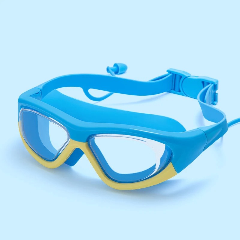 Kids Professional With Earplugs AntiFog Swimming Goggles With Silicone