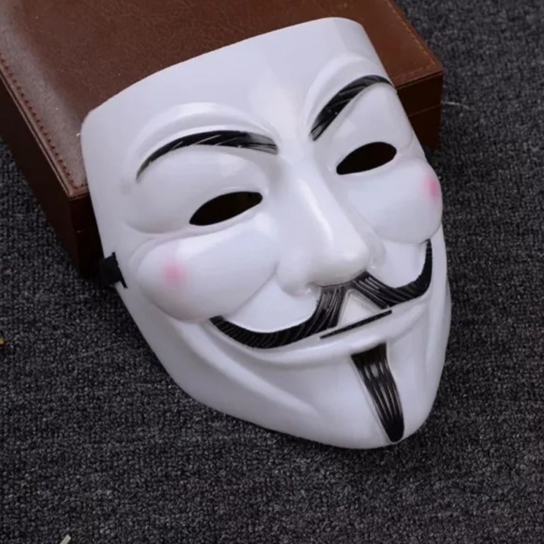Plastic Anonymous Guy Cosplay Mask - 21.5 x 17.5cm | Vendetta Halloween ...