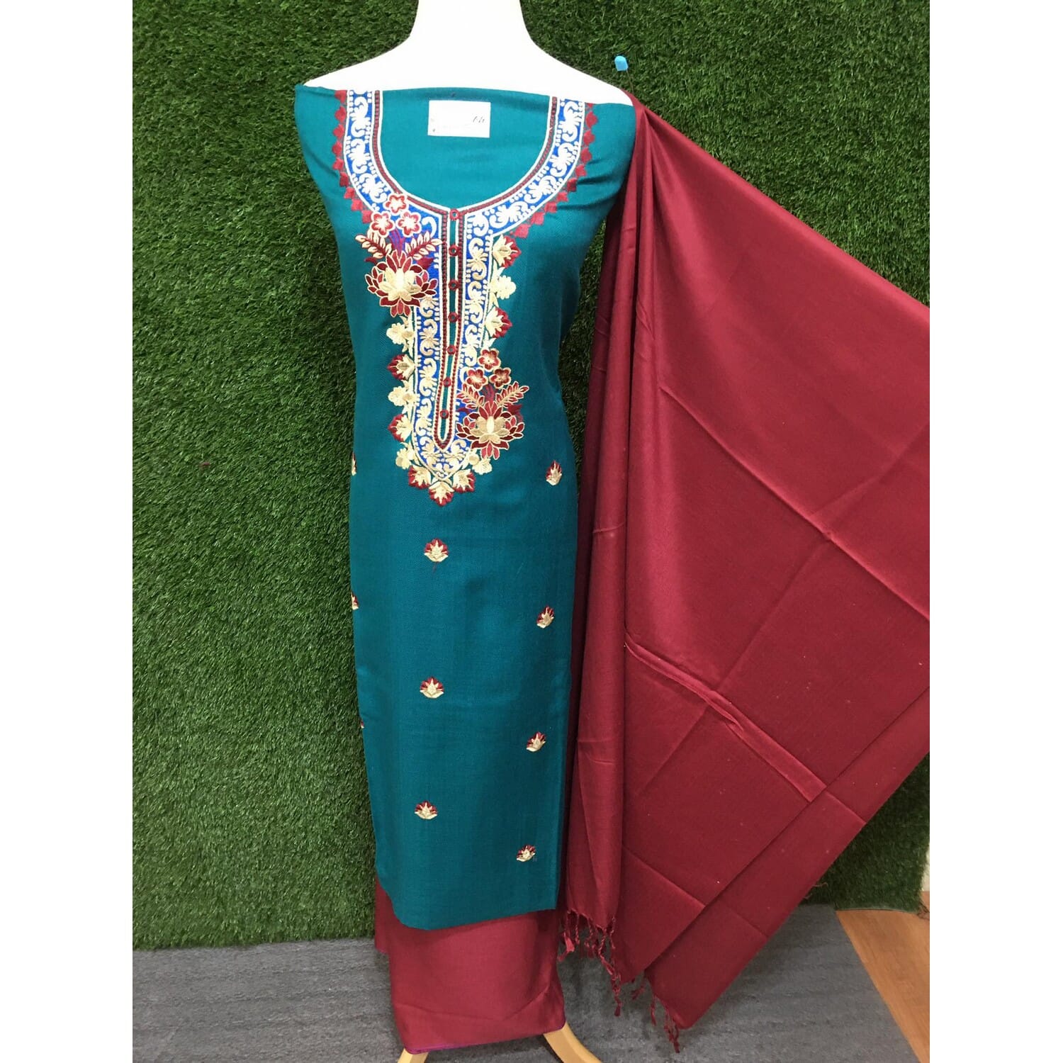FCA-Green & Red Floral Embroidered Woolen Unstitched Kurti With Suruwal And Shawl Set For Women