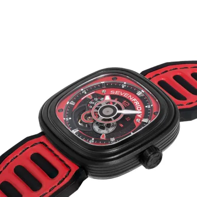 Sevenfriday hot sale skull watch