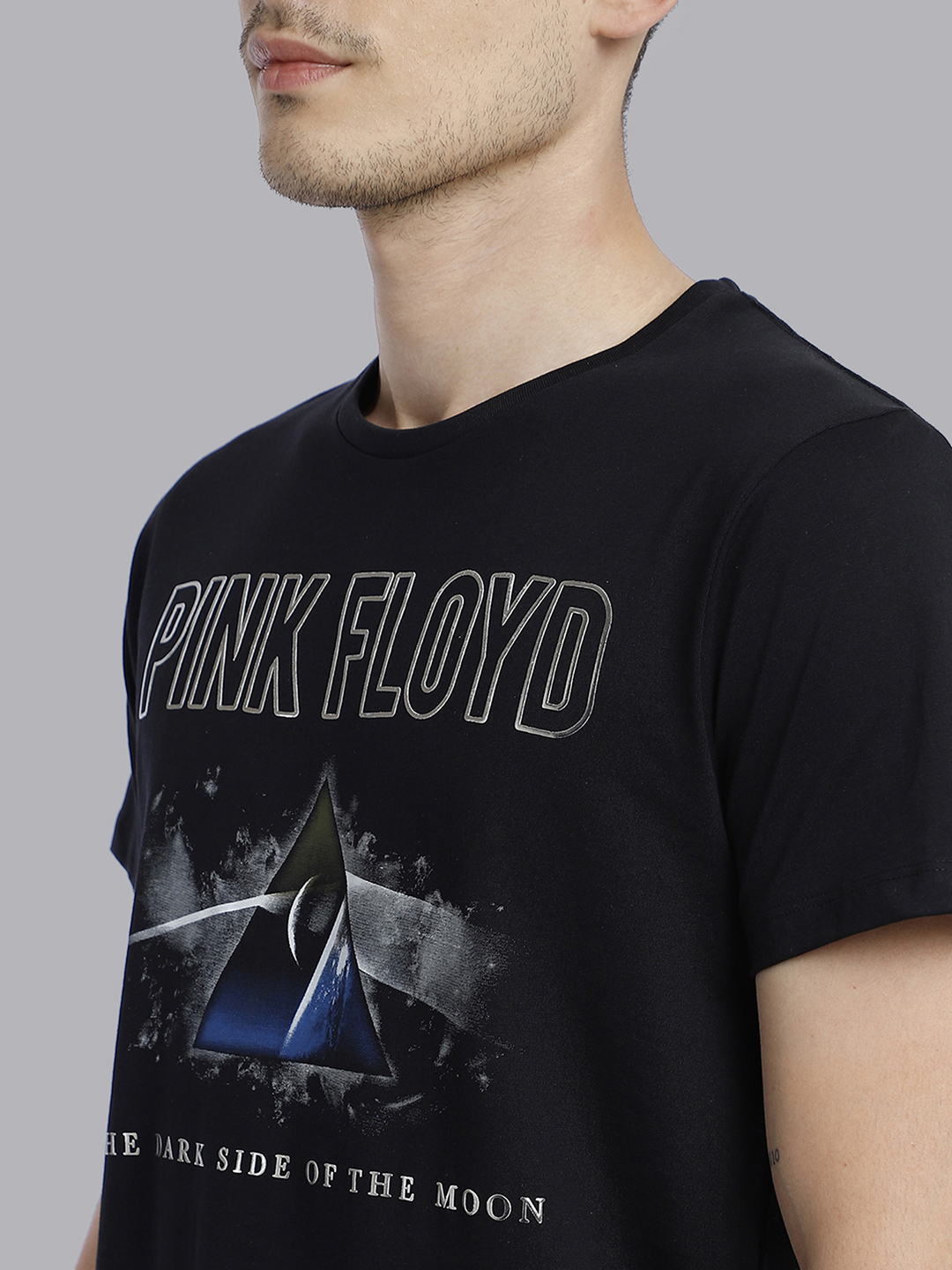 Pink floyd shop t shirt nepal